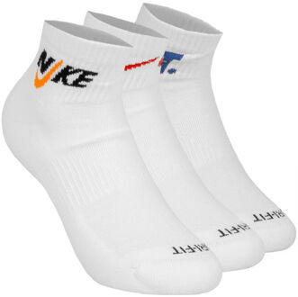 Nike Everyday Plus Cushioned Ankle Sportsokken Verpakking 3 Stuks wit - 34-38,42-46
