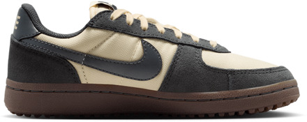 Nike Field General Kindersneakers - Bruin - Maat 35.5 - Mesh/Synthetisch Brown
