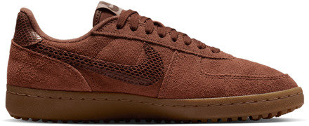 Nike Field General Sneakers Dames - Bruin - Maat 38.5 - Mesh/Synthetisch Brown