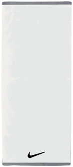 Nike Fundamental 60x81cm Handdoek-Wit,Zwart - nosize