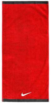 Nike Fundamental Towel M Rood