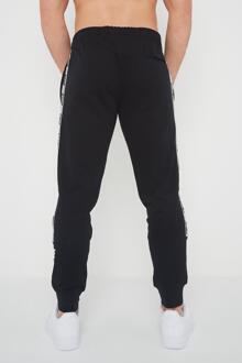Nike Heren Herhaal Taping Logo Fleece Cuffed Joggers in Zwart