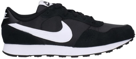 Nike MD Valiant Unisex Sneakers - Black - Maat 37.5