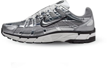 Nike P-6000 metallic silver Zilver - 47,5