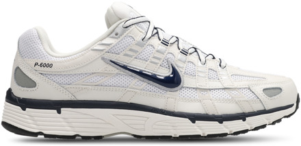 Nike P-6000 Sneakers Heren - Beige - Maat 42 - Leer