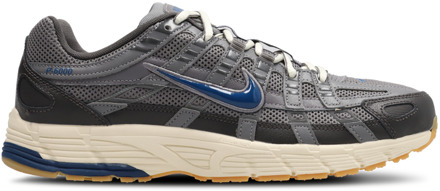 Nike P-6000 Sneakers Heren - Grijs - Maat 42.5 - Mesh/Synthetisch Grey