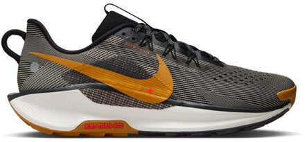 Nike Pegasus Trail 5 Heren zwart/rood - 40