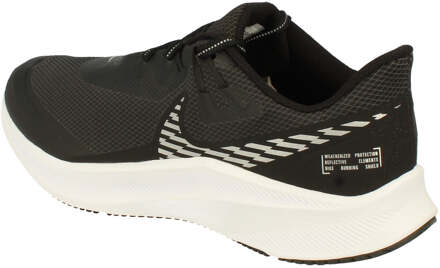 Nike Quest 3 Shield Heren Zwarte Sportschoenen - maat EU 42 / UK 8
