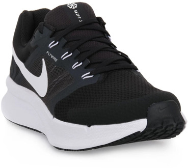 Nike Run Swift 3 zwart,blauw - 41