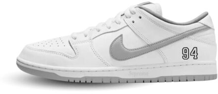 Nike Sb dunk low supreme 94 white metallic silver Wit - 38