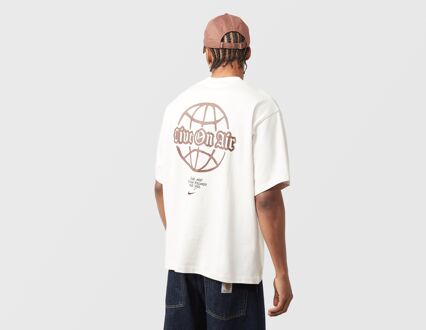 Nike Solo Swoosh Graphic T-Shirt, beige - L