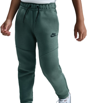Nike Tech Fleece Broeken Kinder - Groen - Maat 122 - 128 CM Green