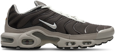 Nike Tuned Sneakers Heren - Bruin - Maat 42.5 - Mesh/Synthetisch Brown