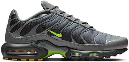 Nike Tuned Sneakers Heren - Grijs - Maat 42.5 - Mesh/Synthetisch Grey