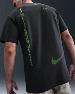 Nike u nsw tee m90 swoosh sport sport t-shirt korte mouw heren - Houtskool