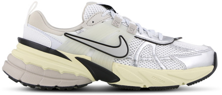 Nike V2k Run Sneakers Dames - Wit - Maat 36.5 - Mesh/Synthetisch White