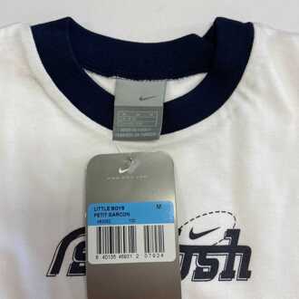 Nike Vintage Nike Jongens Wit "Swoosh" T-shirt