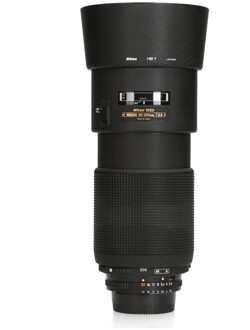 Nikon ED AF NIKKOR 80-200mm 1:2.8 lens