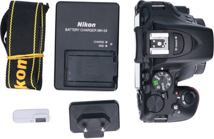 Nikon Tweedehands Nikon D5600 Body Zwart CM8947