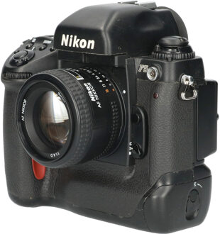 Nikon Tweedehands Nikon F5 + Nikor 50mm f/1.4D CM3204
