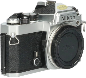 Nikon Tweedehands Nikon FE Body CM5657 Zwart,Zilver