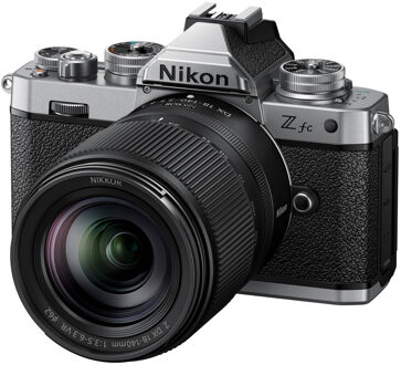 Nikon Z fc + Nikkor Z DX 18-140 VR