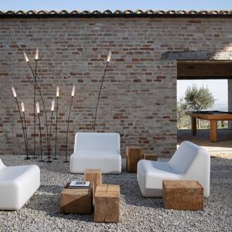 Nilo LED grondspies lamp, hoogte 150 cm zwart, wit