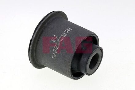 Nissan Draagarmrubber 829038310