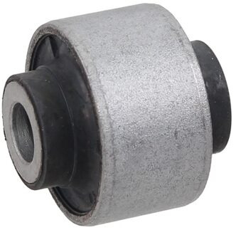 Nissan Draagarmrubber