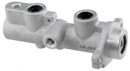 Nissan Hoofdremcilinder