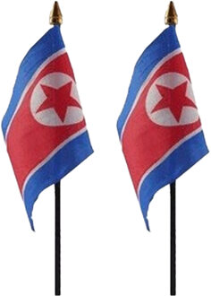 Noord Korea - 2x - mini vlaggetje van 10 x 15 cm op stokje - Landen vlag - H27 cm