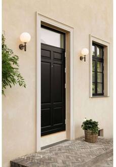 Nuura buitenwandlamp Miira, Ø 20 cm, donkerbrons/opaak donker brons, opaal