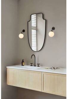 Nuura wandlamp Apiales vast bedraad 22 cm, zwart/opaal zwart, opaal