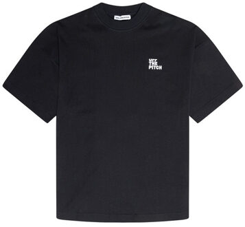 Off The Pitch Sky- High Oversized Tee Unisex Zwart