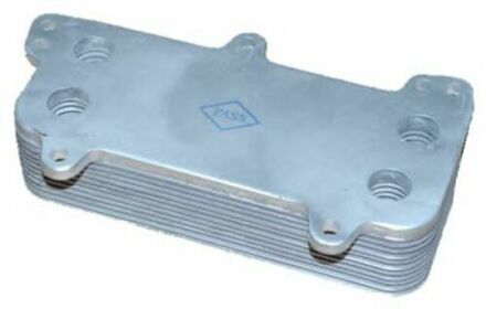 Oliekoeler Voor V W T Ransporter T5 T Ouareg 2.5 Tdi Oem: 070117021D 070 117 021 D