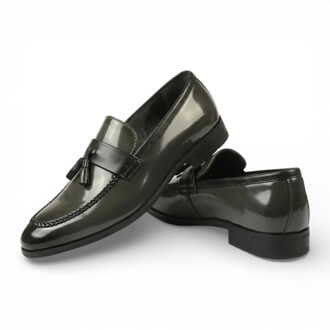Olijfgroene herenloafers met kwastjes, hoogglans lakleer, formele look - EU 43