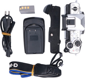 Olympus Tweedehands Olympus OM-D E-M10 Mark II Body Zilver CM4856