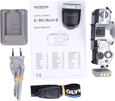 Olympus Tweedehands Olympus OM-D E-M5 Mark III Body Zilver CM2979 Zwart,Zilver