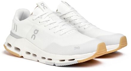 On Running On Cloudnova Form 2 Sneakers Wit
