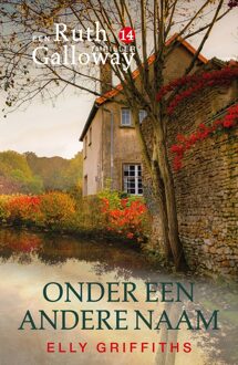 Onder een andere naam - Elly Griffiths - ebook
