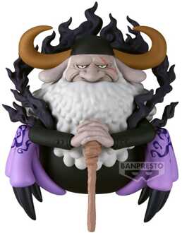 One Piece Mega World Collectable PVC Statue St. Jaygarcia Saturn 13 cm