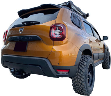 Oneway Set spatbordverbreders (Trims) passend voor Dacia Duster II 2018-2024 met Park Assist OWWA03047