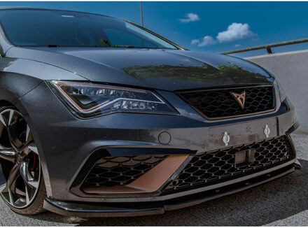 Oneway Voorspoilerlip Seat Leon (5F) HB/SC/ST FR/Cupra Facelift 2017-2020 - Glanzend zwart OWFS01048