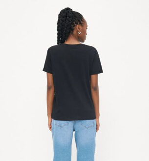 Only Onllenna life s/s heart v-neck top Zwart