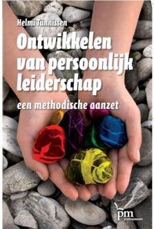 Ontwikkelen van persoonlijk leiderschap - Boek Helmi Tunnissen (9024418321)