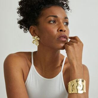 oorbellen afgewerkt in 18K geel goud - Haiqua