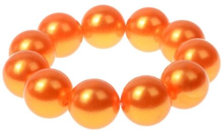 Oranje armbandje met parels