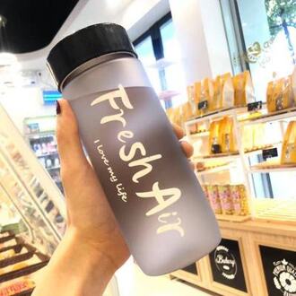 Outdoor Sport Draagbare Plastic Beker Creatieve Water Cup Kinderen Student Cup Reclame Tarwe Cup Frosted zwart