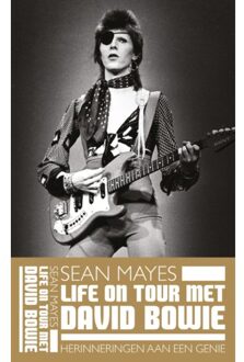 Overamstel Uitgevers Life on Tour met David Bowie - Boek Sean Mayes (9048842069)