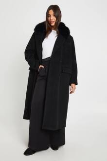 Overmaat Dubbelgeknoopte Jas Met Wollen Look En Kunstbontaccent, Black - 38